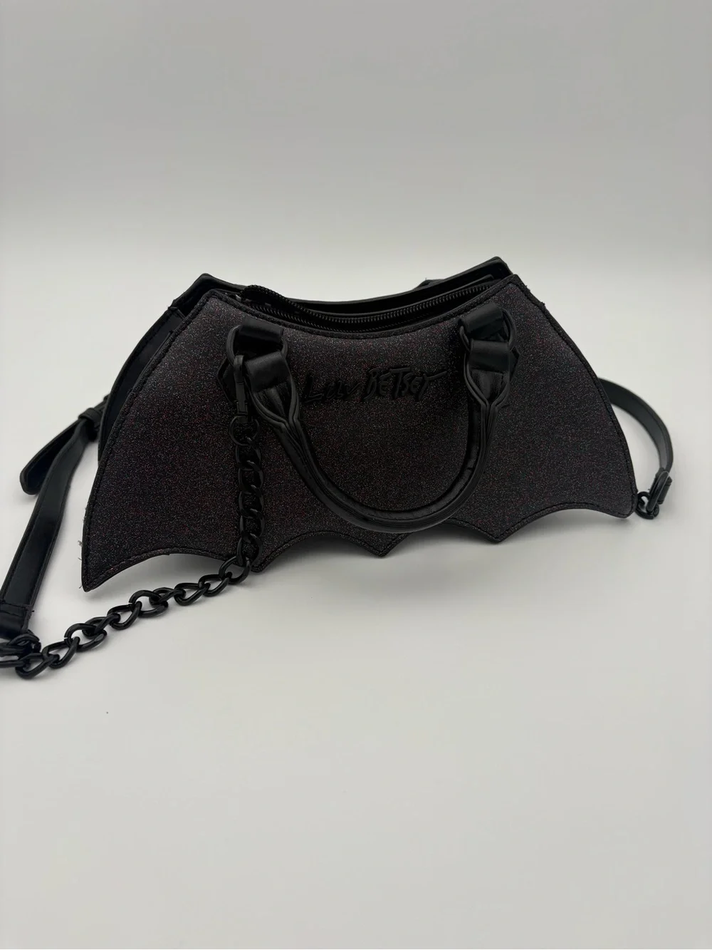 🖤✨ Luv Betsey by Betsey Johnson Bat-Shaped Glitter Satchel ✨🖤